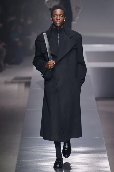 Look 43